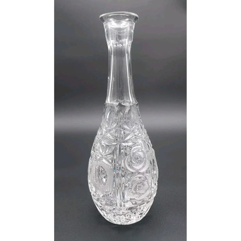 Beautiful Crystal Decanter with Roses‎ & Pineapple Design Made Italy